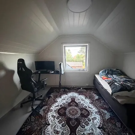 3 Bedroom With Kitchen Bathroom, Veranda & Ev Charging No Living * Kristiansand