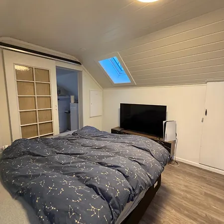 3 Bedroom With Kitchen Bathroom, Veranda & Ev Charging No Living
